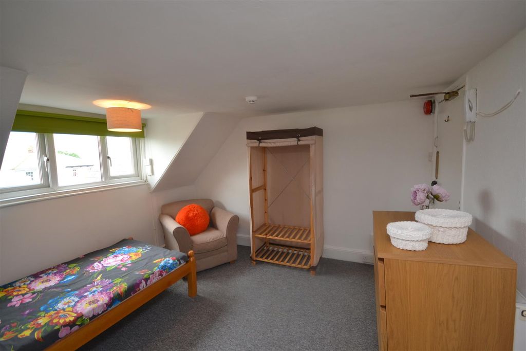 Property photo 2 of 4 Dsc_1963.Jpg