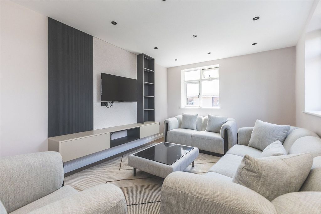 Property photo 1 of 15 Reception Room