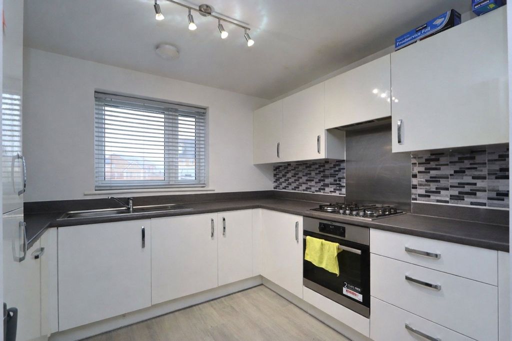 Property photo 2 of 12 Picture No. 06