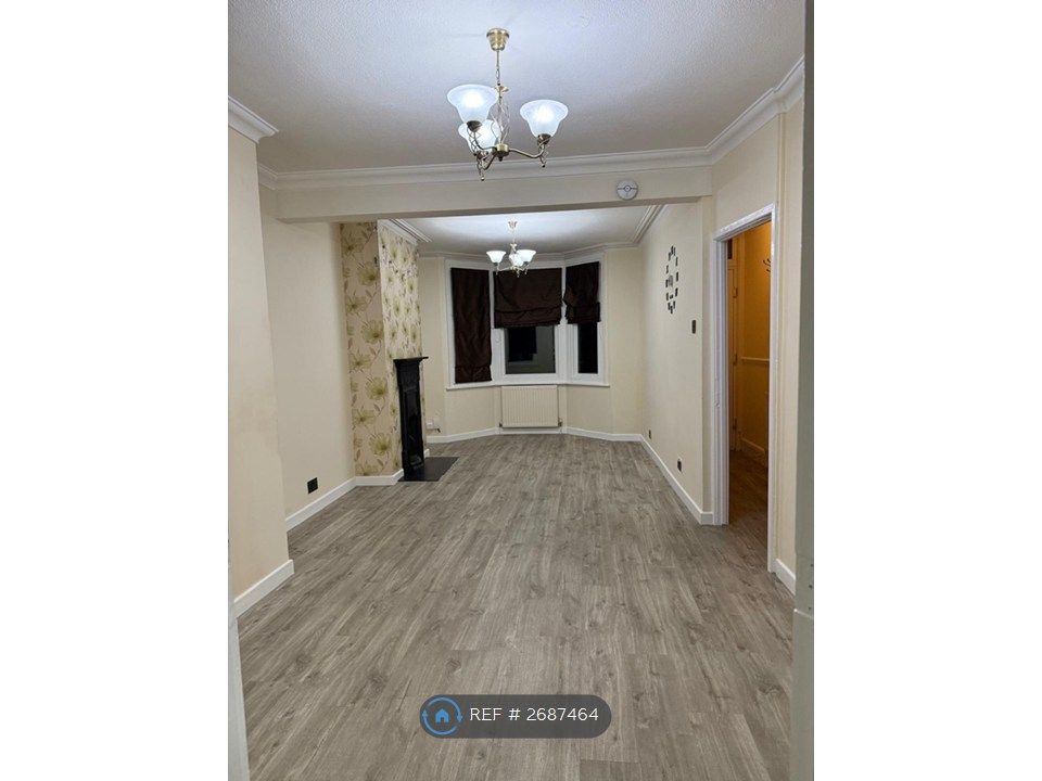 Property photo 1 of 25