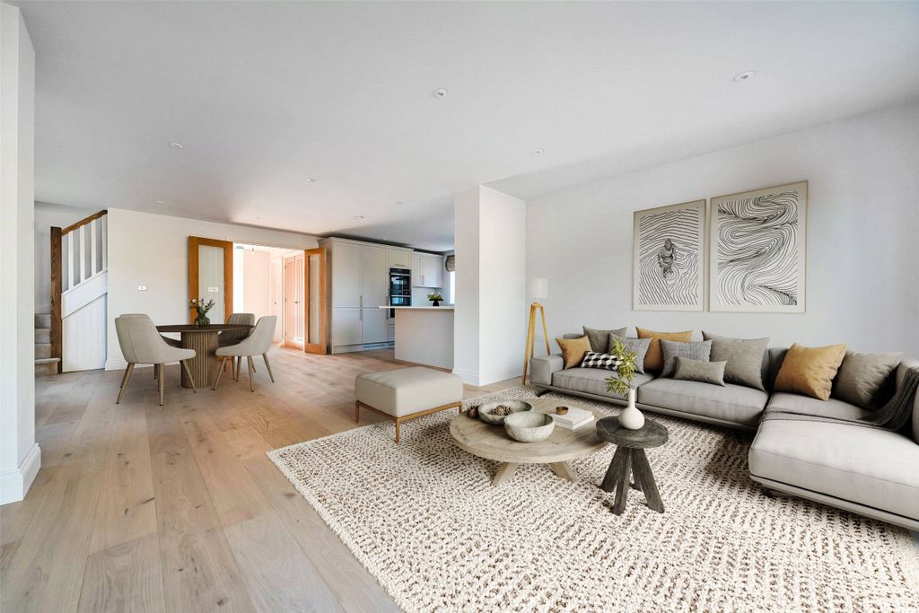 Property photo 3 of 9 Park Lane Lodge