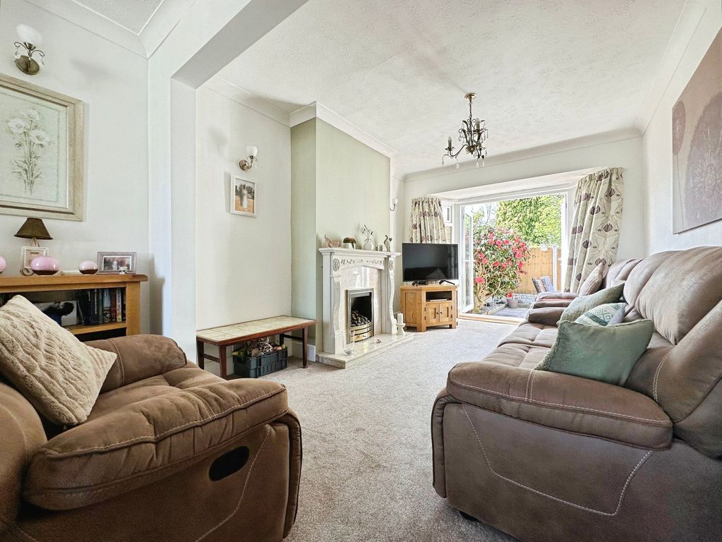 Property photo 3 of 21