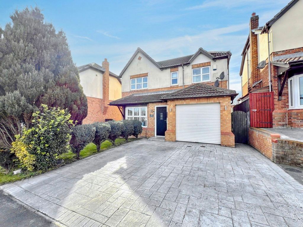 Property photo 1 of 32
