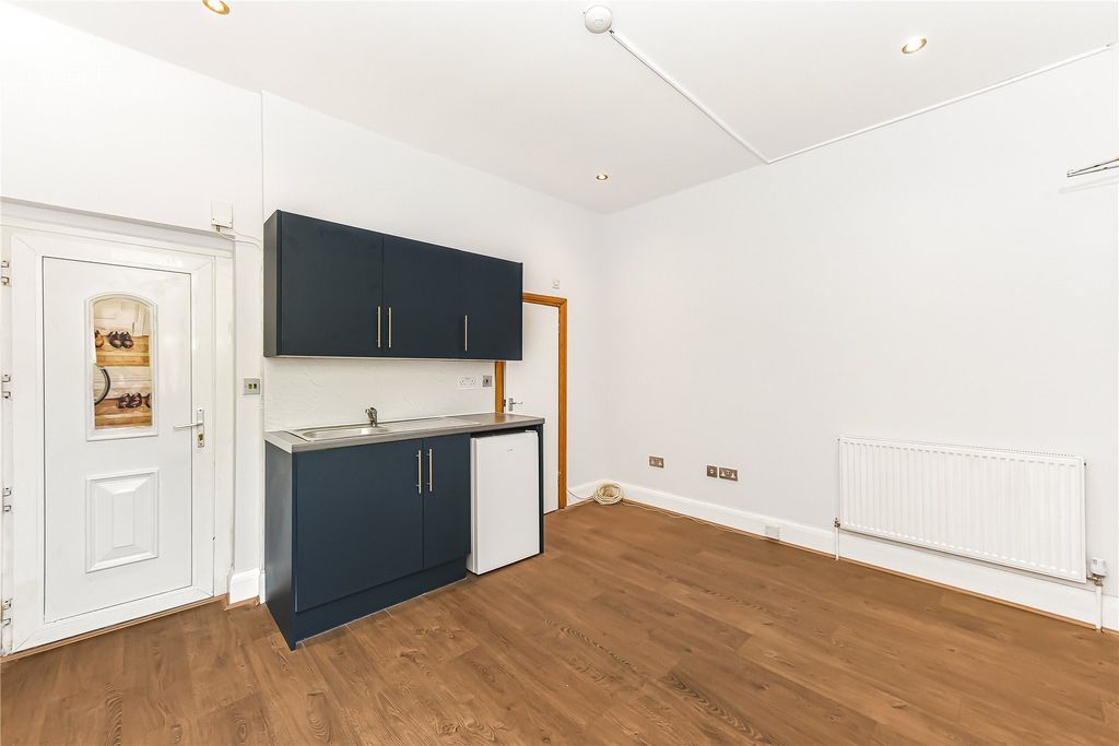Property photo 1 of 8 Picture No. 07