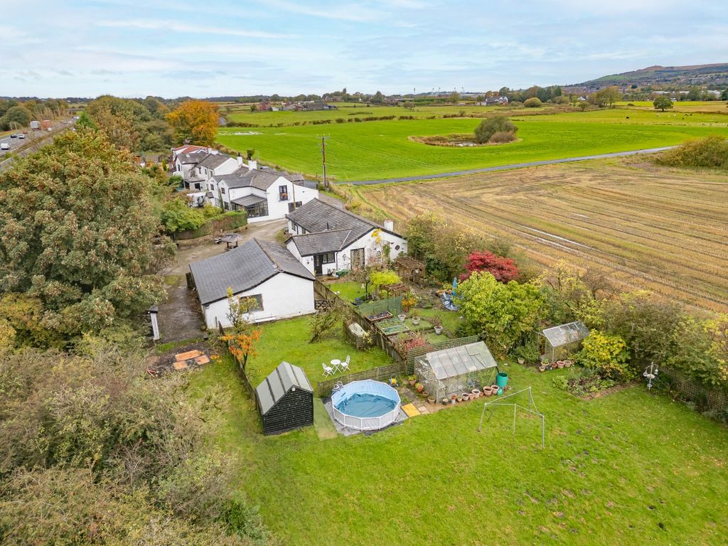 Property photo 1 of 41 3655022