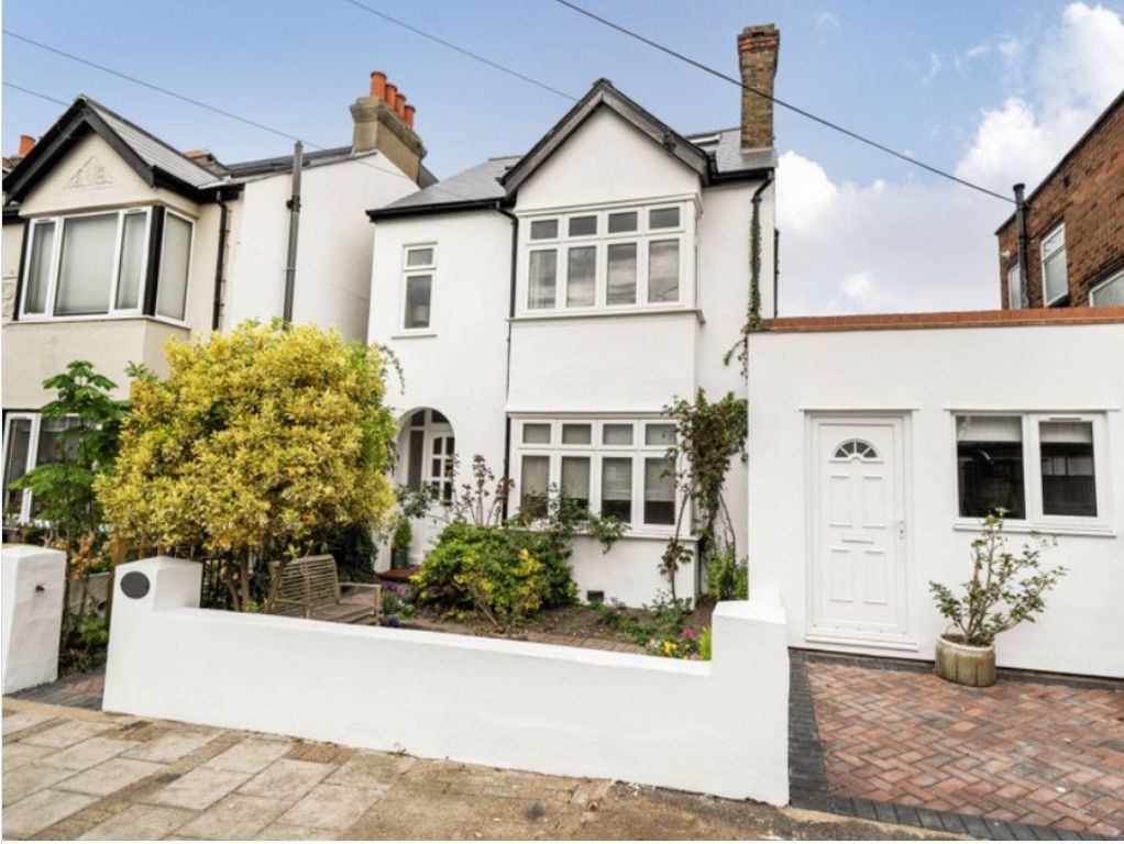 Property photo 1 of 29