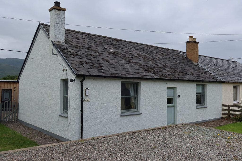 Property photo 1 of 44