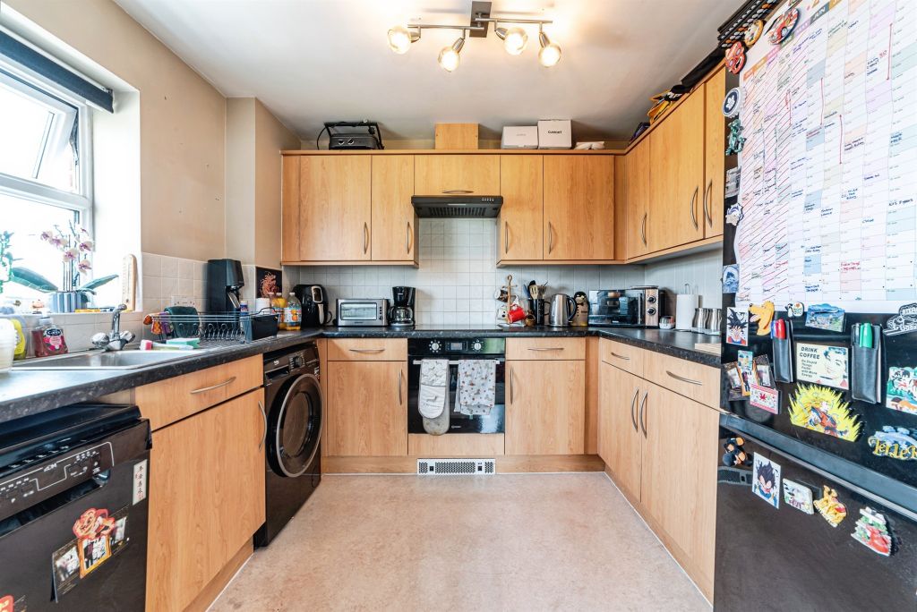 Property photo 3 of 17