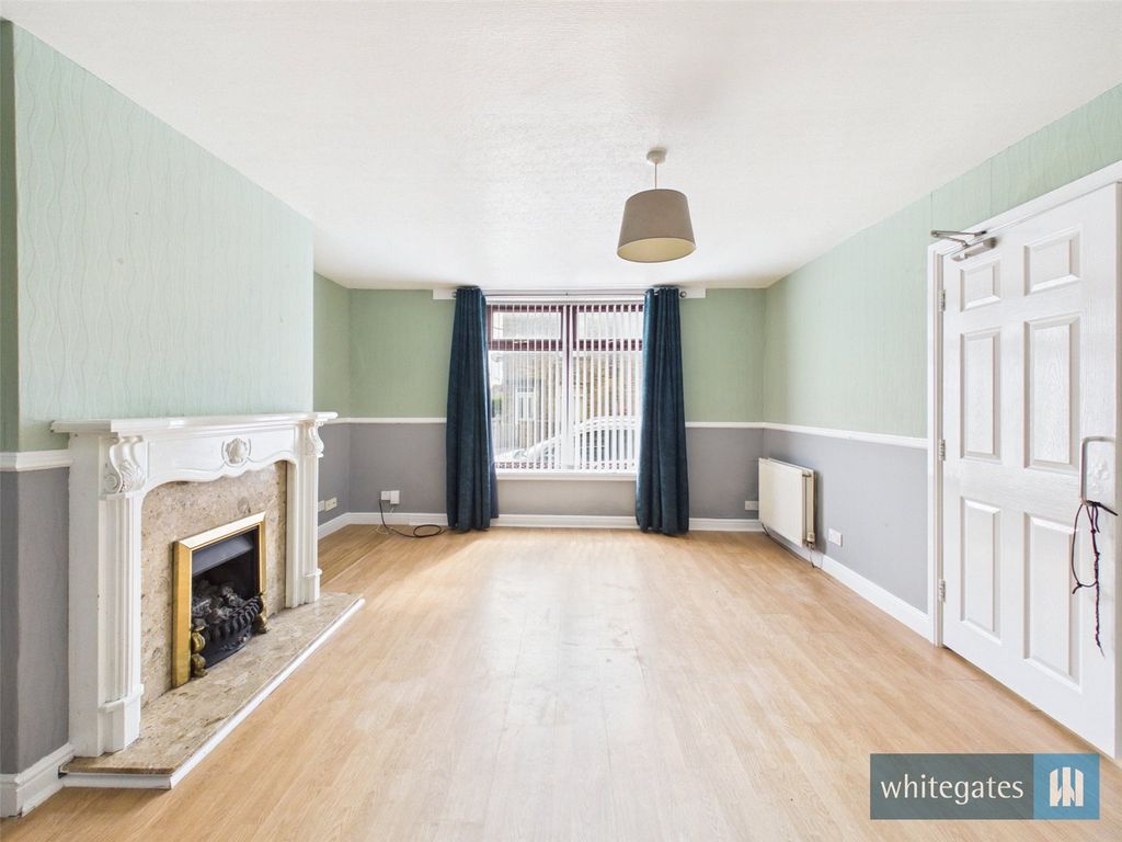 Property photo 3 of 12 Picture No. 02