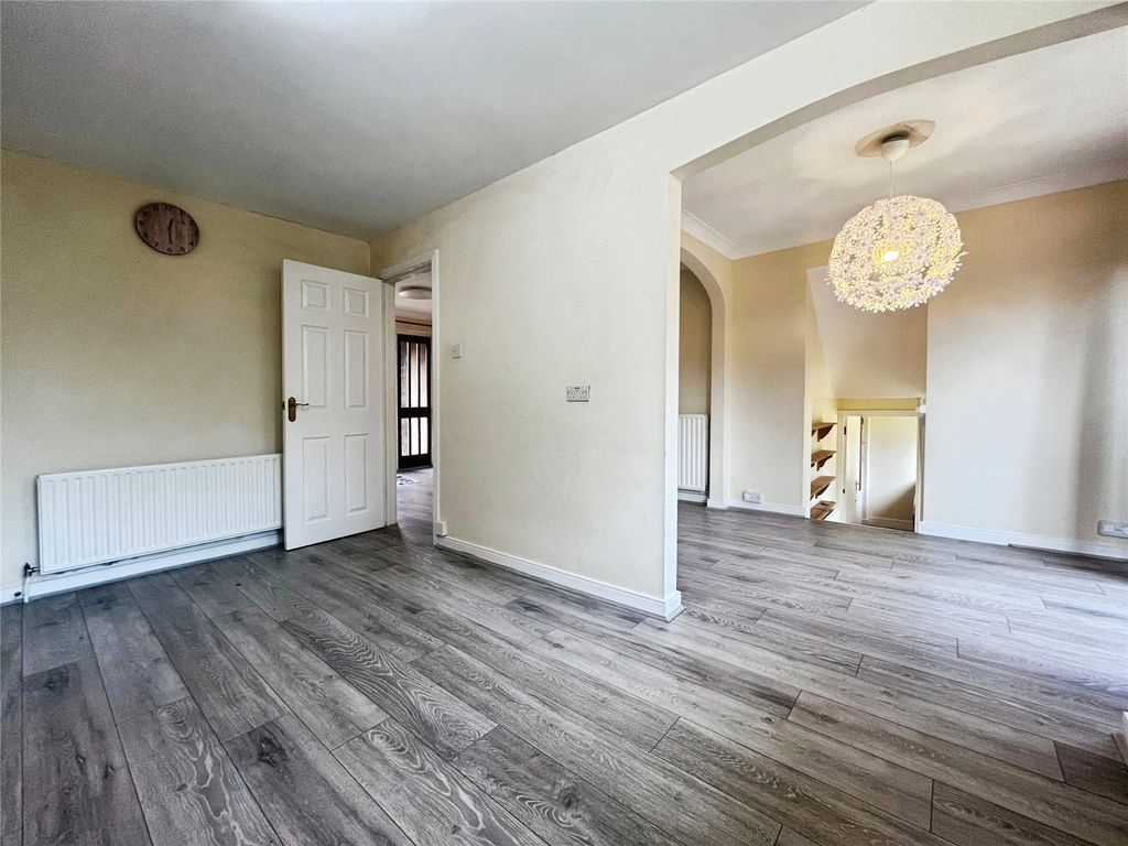 Property photo 3 of 14 Picture No. 29