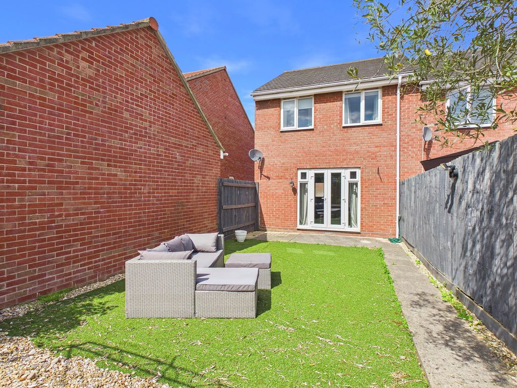 Property photo 3 of 24
