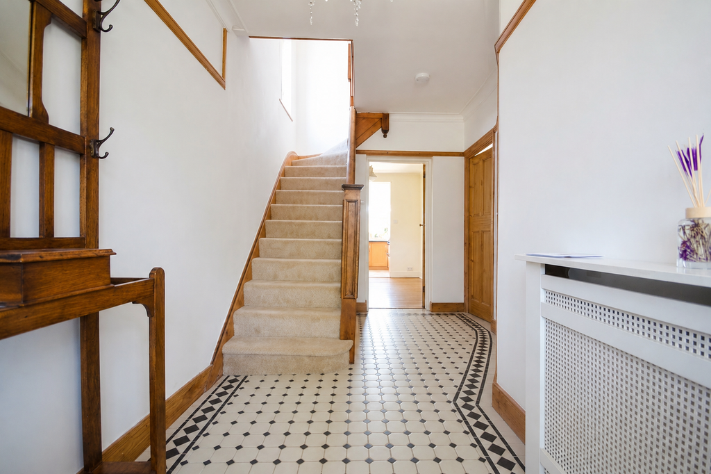 Property photo 2 of 21