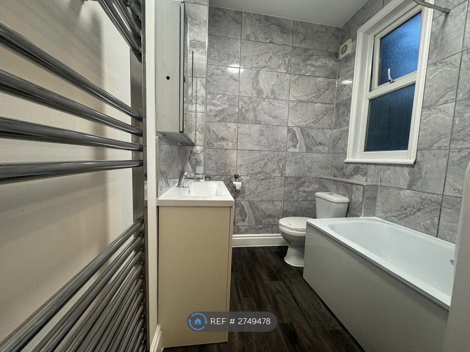 Property photo 2 of 5 Bathroom