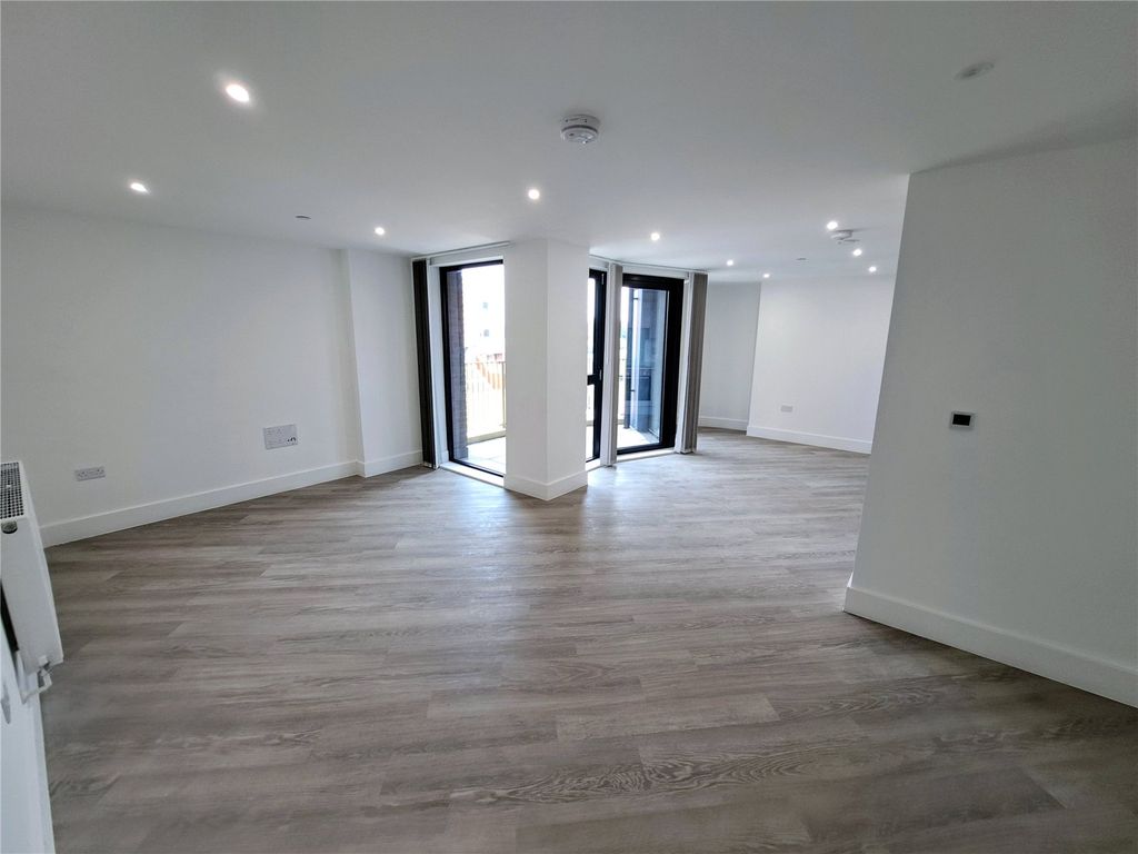 Property photo 2 of 7 Picture No. 04