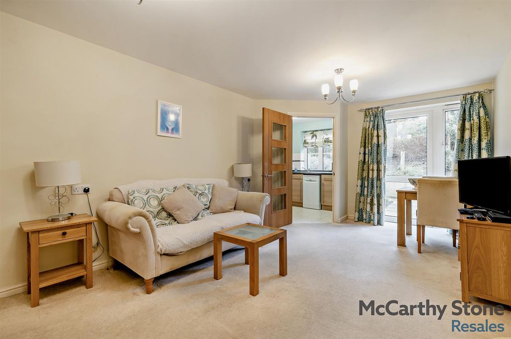 Property photo 3 of 17 Living Room: