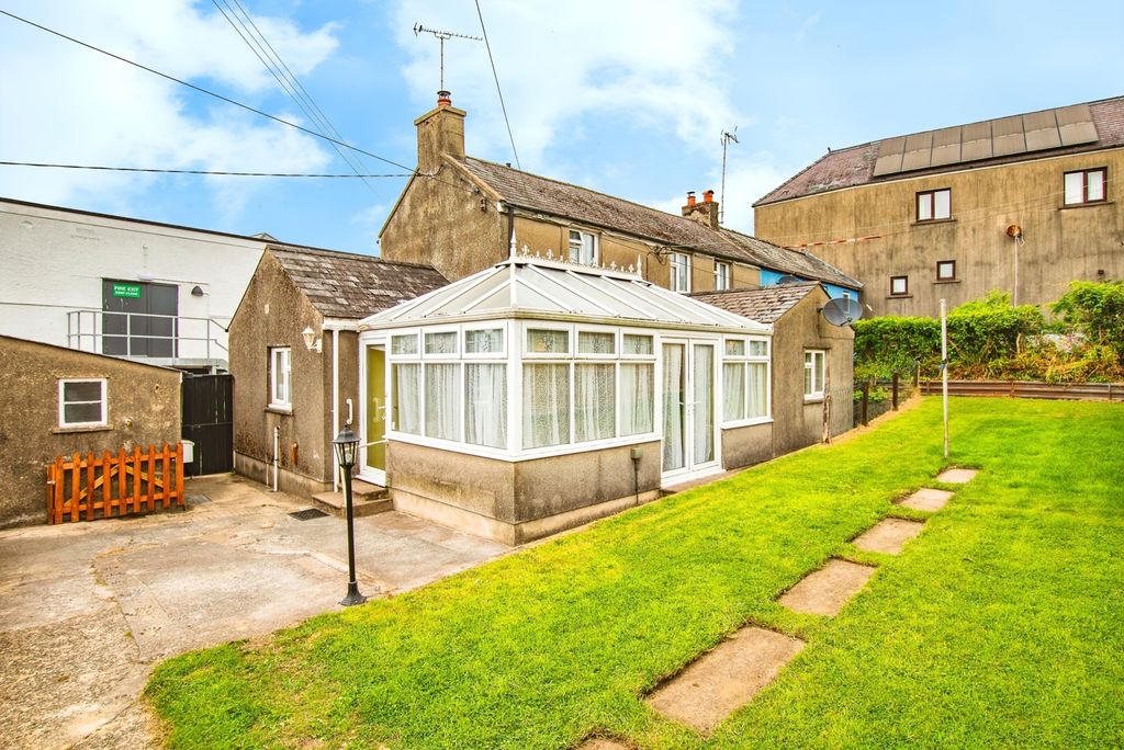 Property photo 1 of 17 Photo