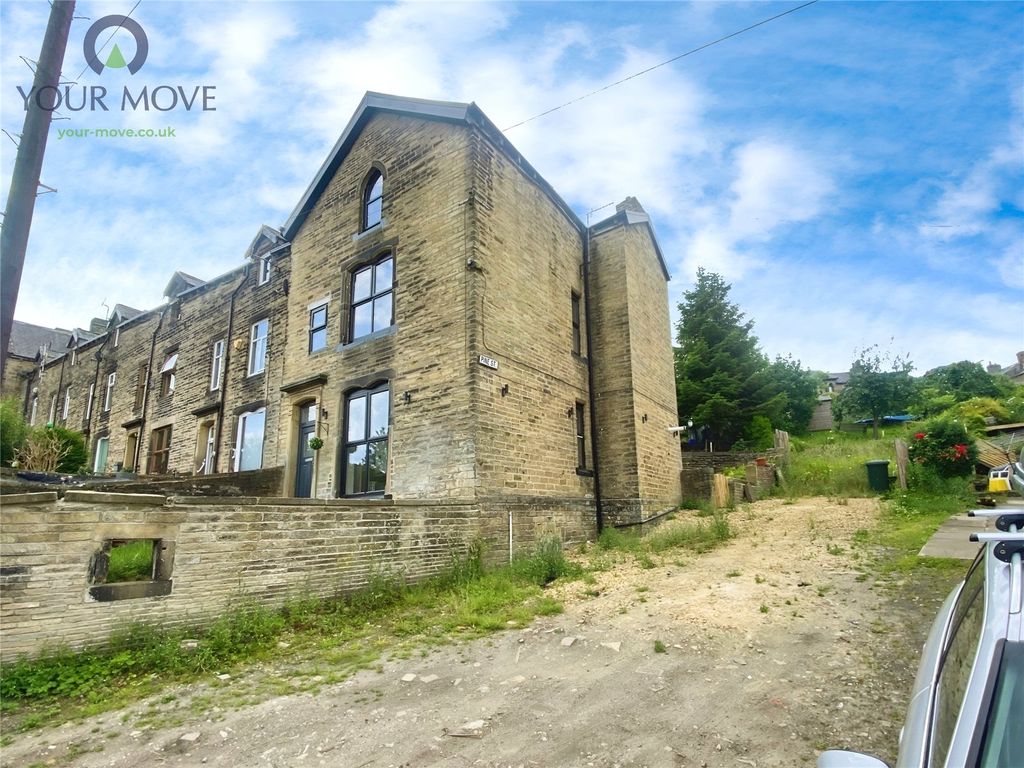 Property photo 2 of 23 Picture No. 11