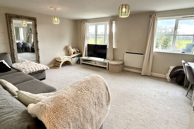 Property photo 2 of 9 Photo 9