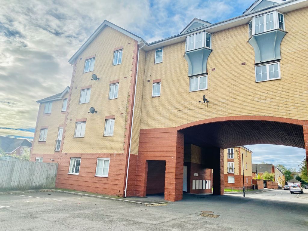 Property photo 1 of 6 Front