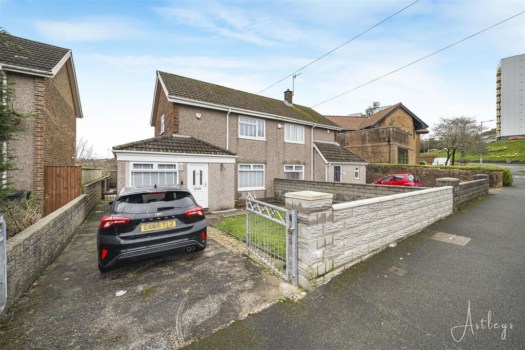 Property photo 1 of 11 22-P1134245.Jpg