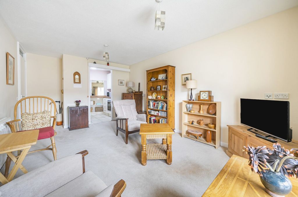 Property photo 3 of 14