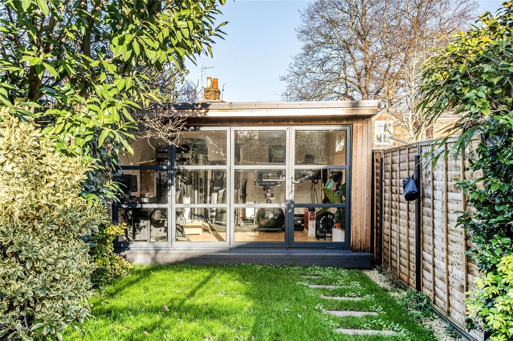 Property photo 2 of 14 Picture No. 36