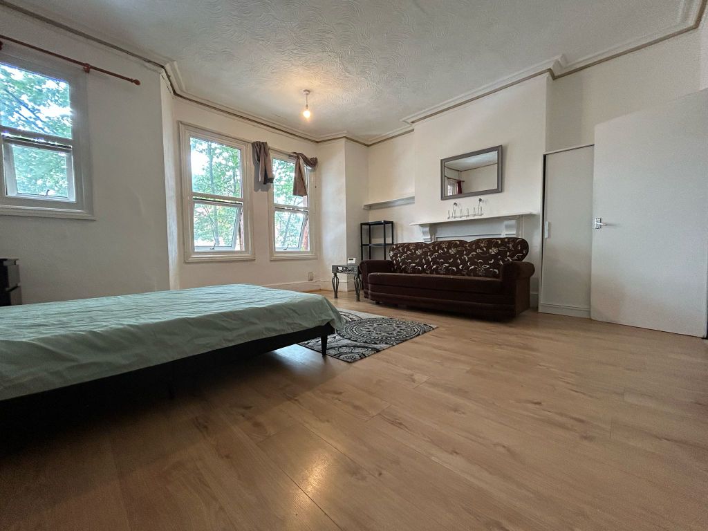 Property photo 3 of 7 Zdjecie Whatsapp 2025-06-24 O 15.01.42_7F1B0215