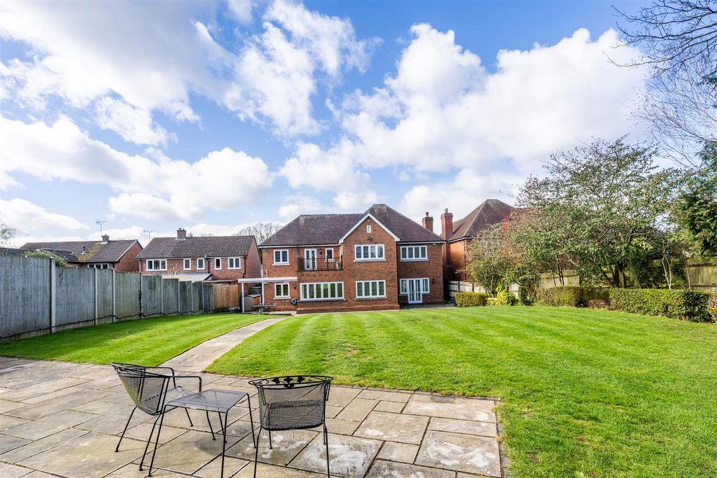 Property photo 2 of 23 1c Berkswell Close_16.Jpg