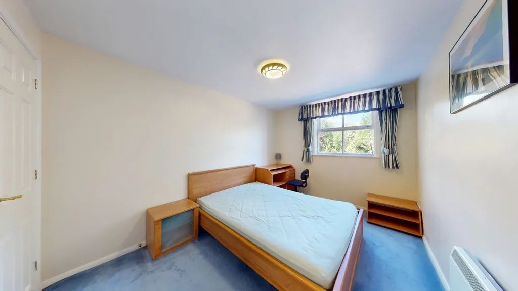 Property photo 3 of 14 Bright, Neatly Presented Bedroom With A Double Bed...