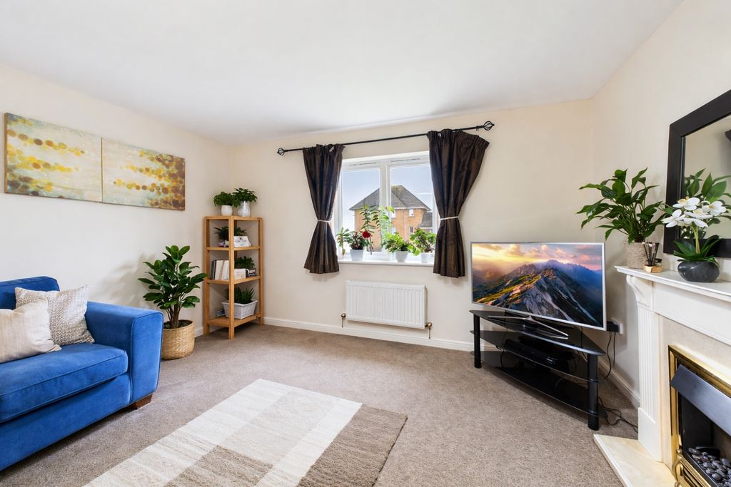 Property photo 2 of 8 3c1B587d-5Dda-4c77-A550-15d08F40B438