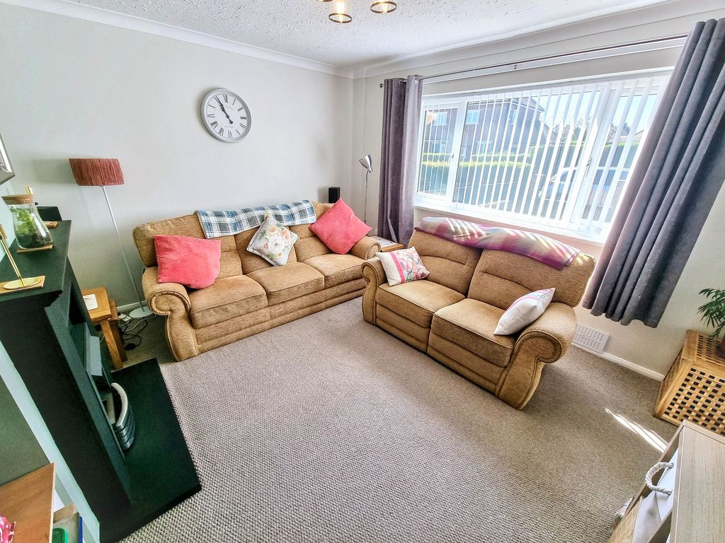 Property photo 2 of 13 Photo 8