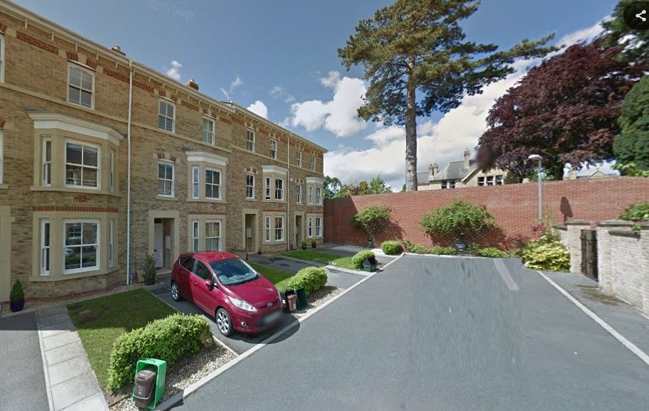 Property photo 1 of 21