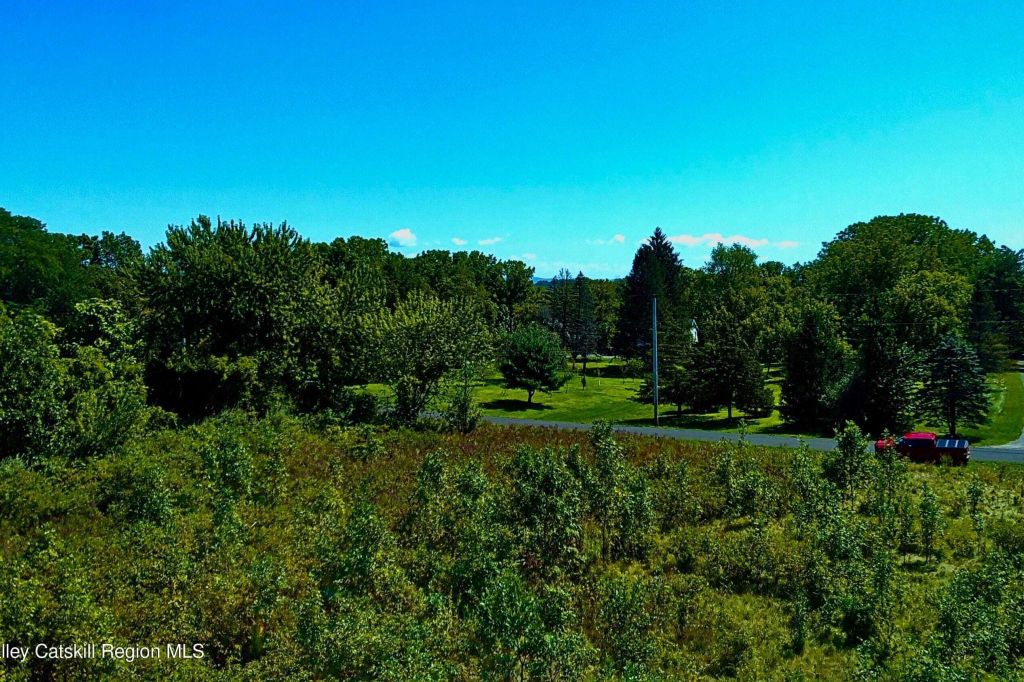 Property photo 2 of 12 <Alttext/>