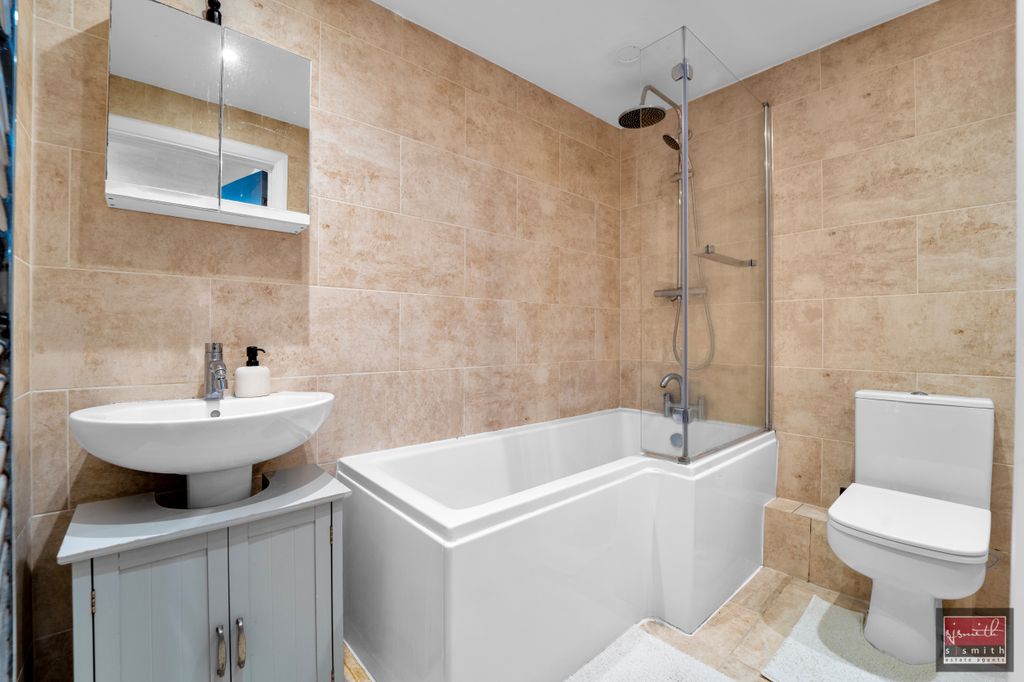 Property photo 3 of 13 Dsc01464