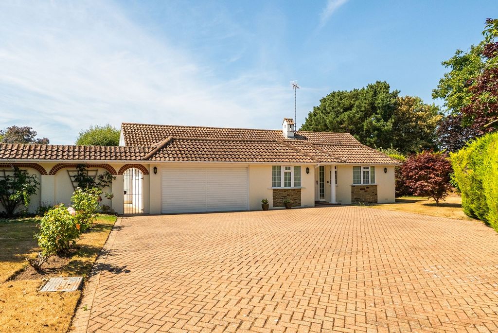 Property photo 1 of 24
