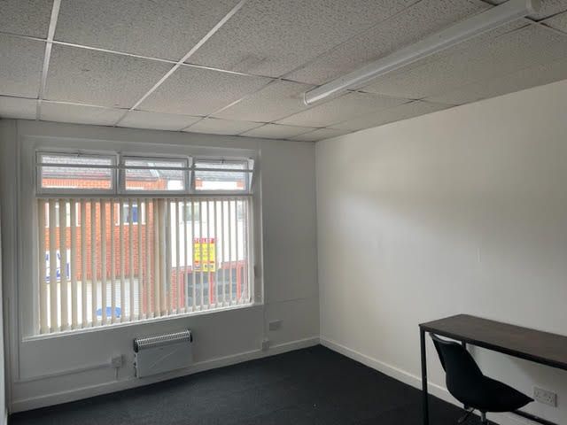 Property photo 3 of 6