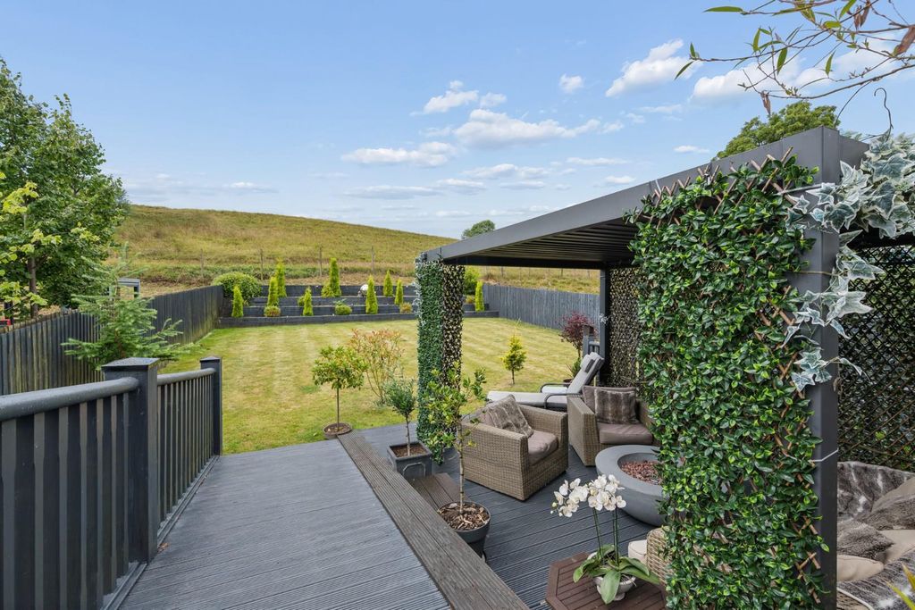 Property photo 2 of 59 Externals-5.Jpg