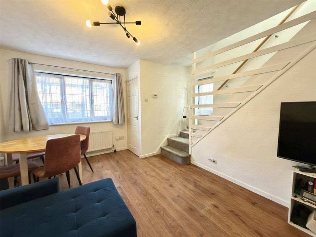 Property photo 3 of 12 Picture No. 03