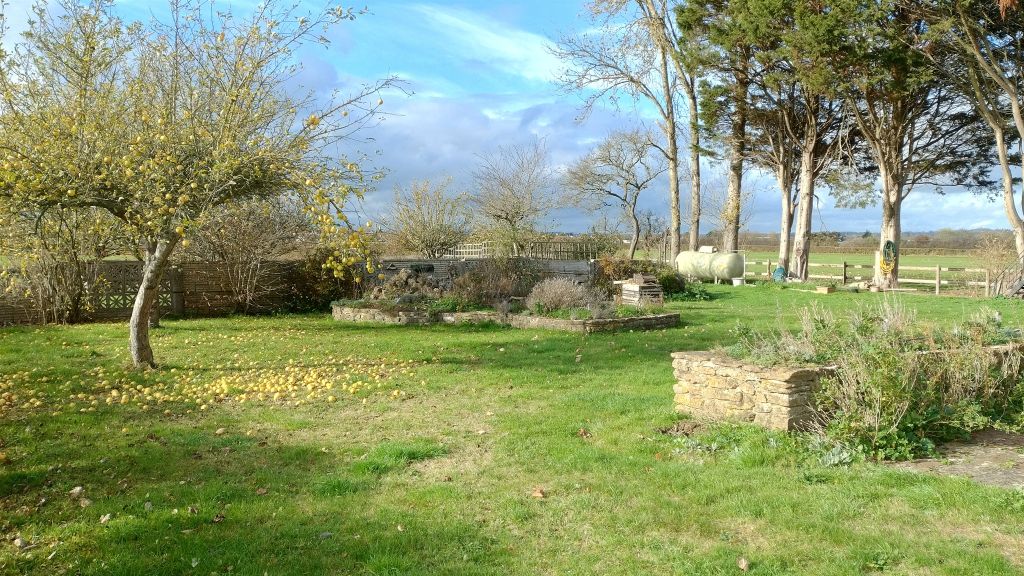 Property photo 2 of 13