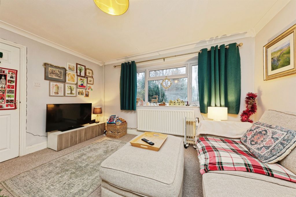 Property photo 2 of 12