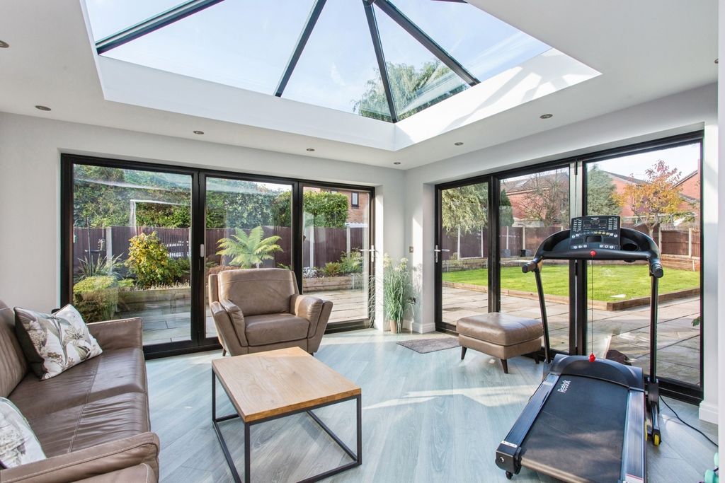 Property photo 2 of 17 Orangery