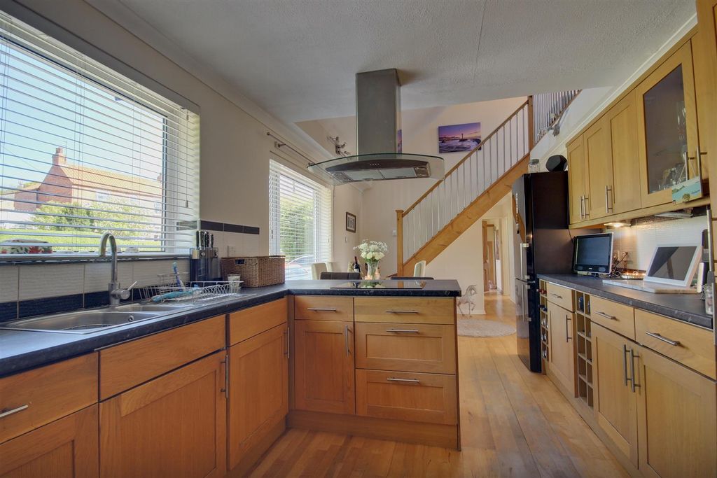 Property photo 3 of 27 Townside (6).Jpg