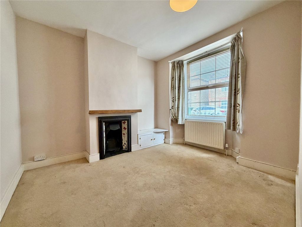Property photo 2 of 10 Picture No. 11