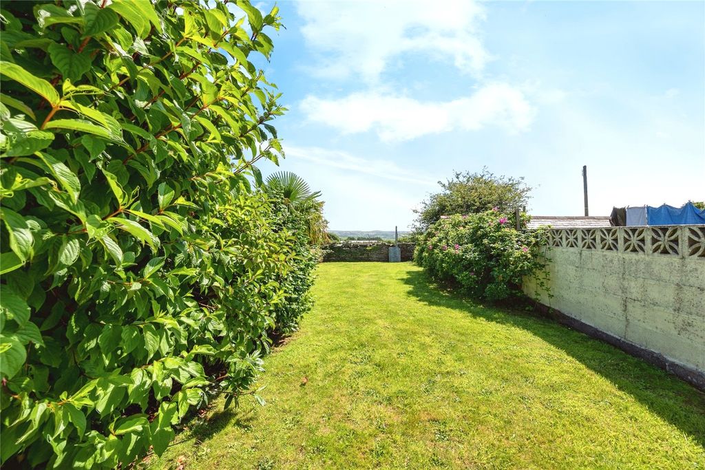 Property photo 3 of 12 Picture No. 15