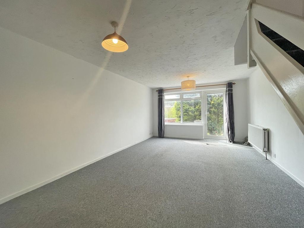 Property photo 3 of 11 Westcott Close 43 - Lounge Front.Jpg