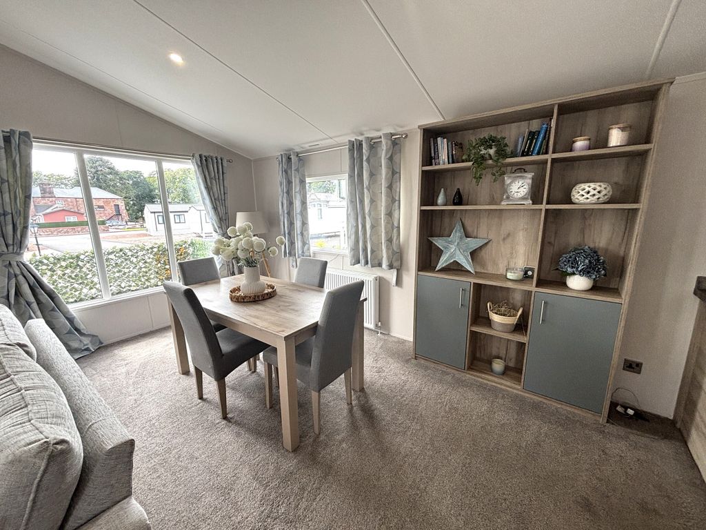 Property photo 3 of 12 3.Jpg