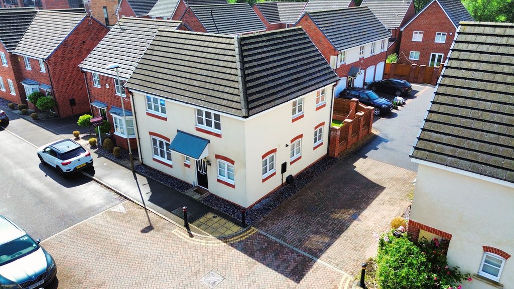 Property photo 3 of 30