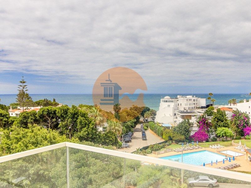 Property photo 3 of 52