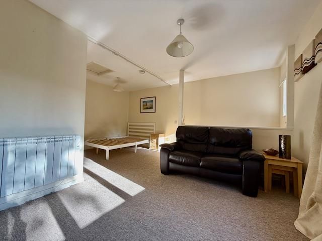 Property photo 2 of 8 Img_2747.Jpg