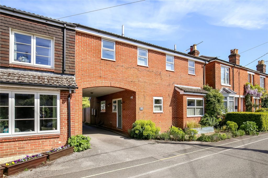 Property photo 1 of 19 Picture No. 17